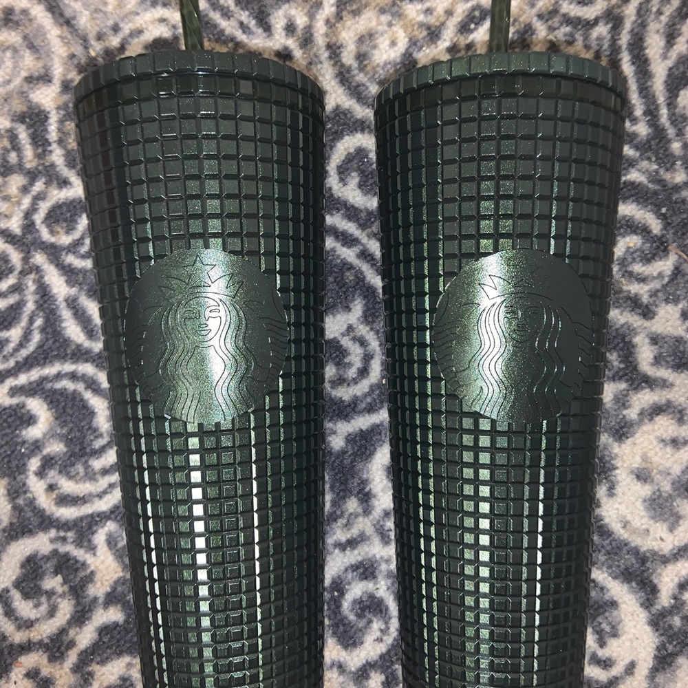 2 Starbucks Christmas 2021 Grid Venti Tumblers